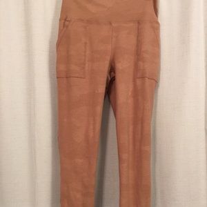 Aerie chill play move Leggings - Large w/ pockets